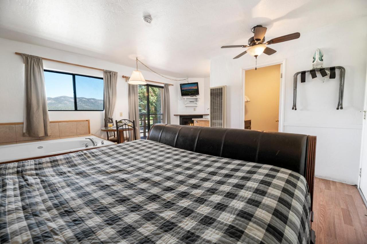 Big Bear Lake Front Lodge מראה חיצוני תמונה