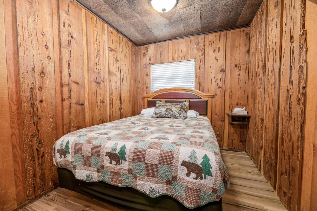 Big Bear Lake Front Lodge מראה חיצוני תמונה