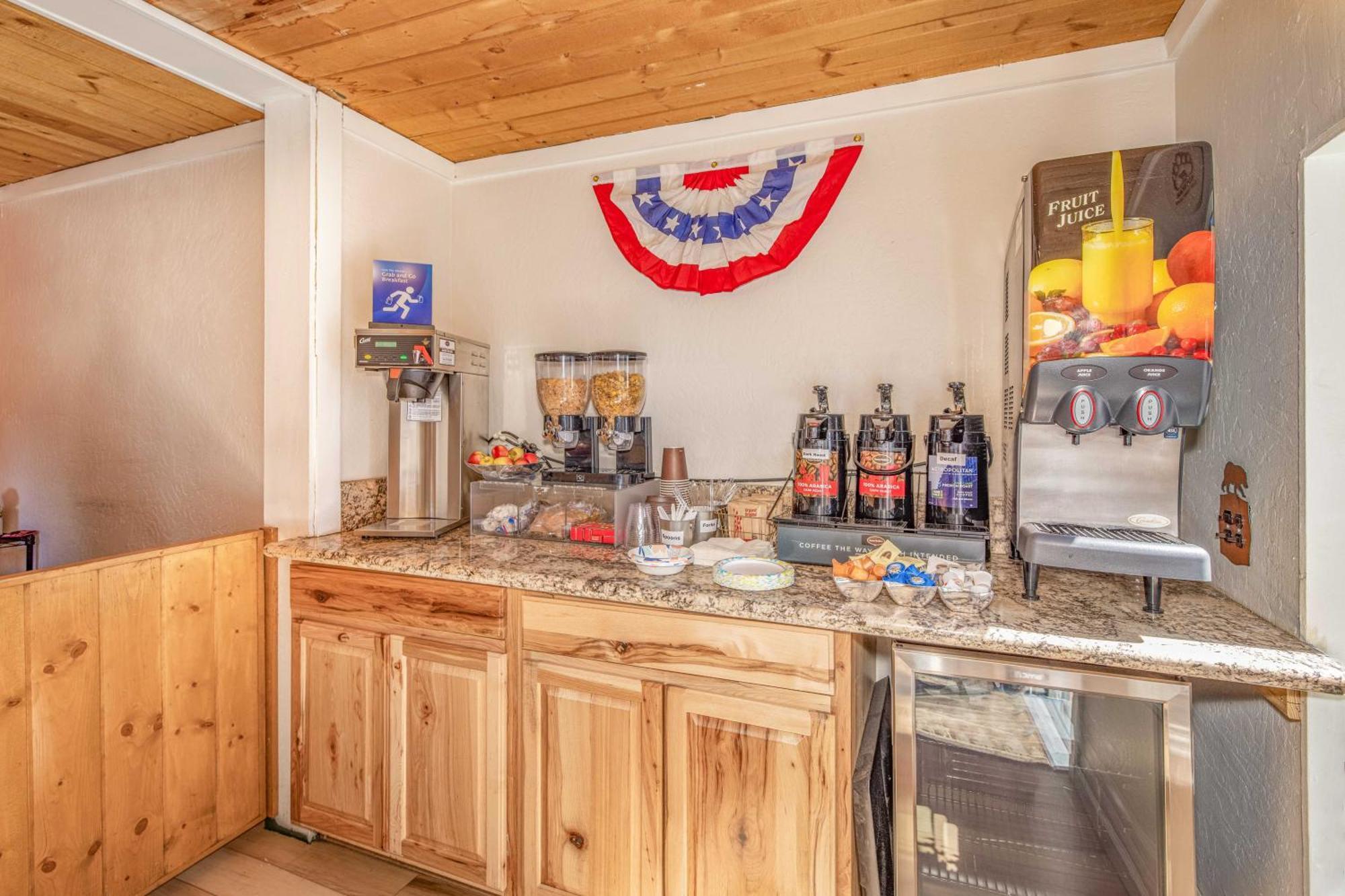 Big Bear Lake Front Lodge מראה חיצוני תמונה